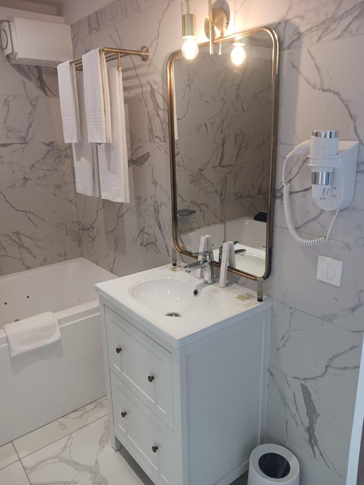 Touraco Bed & Breakfast Villars-les-Dombes Dış mekan fotoğraf