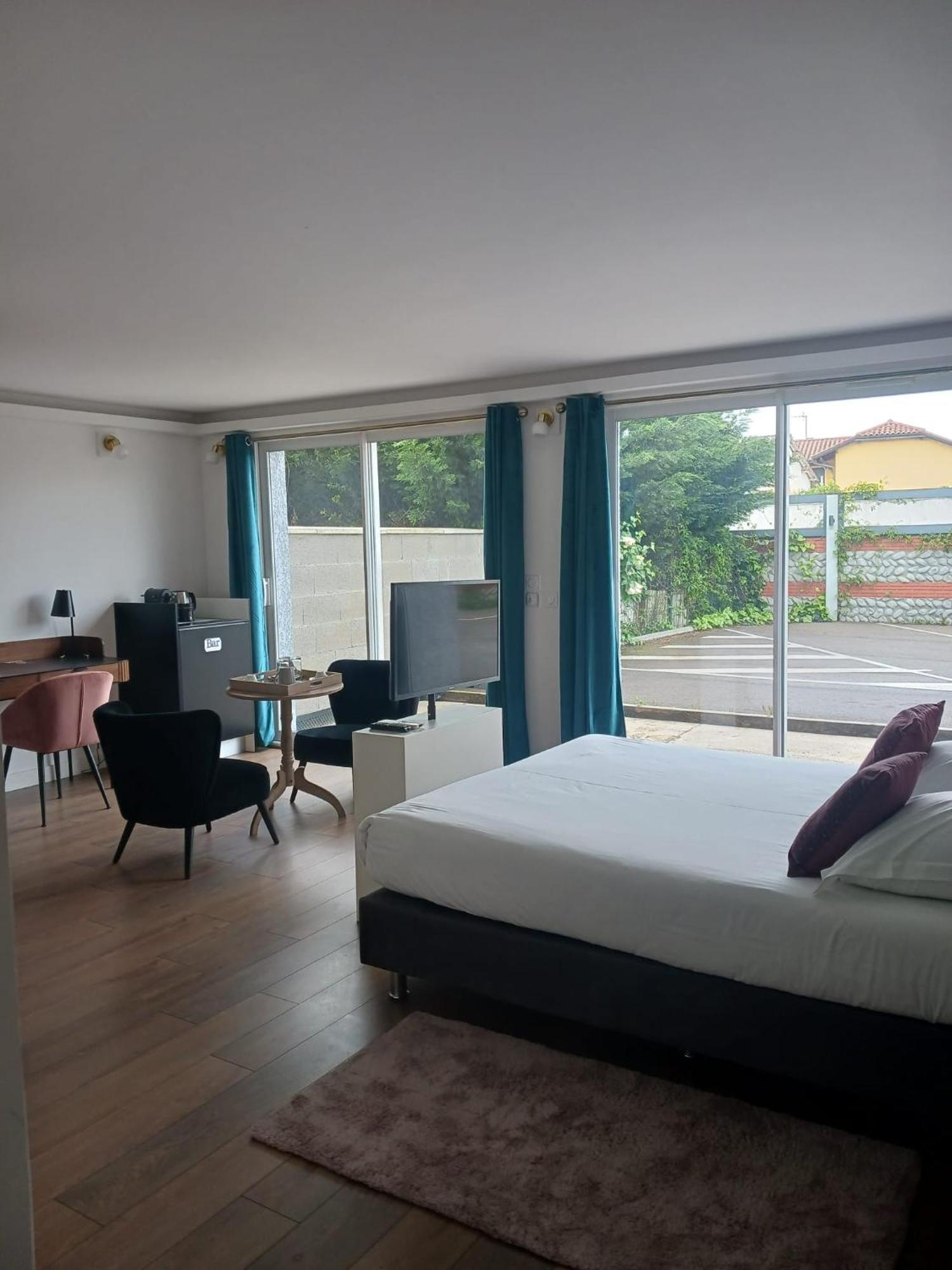 Touraco Bed & Breakfast Villars-les-Dombes Dış mekan fotoğraf